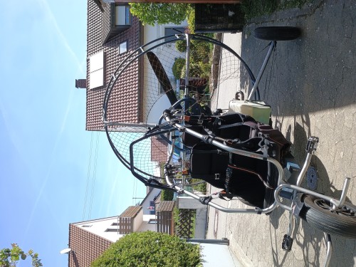 Xenit Plus von Fly Products Doppelsitzer Motorschirmtrike