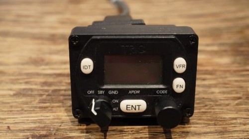 TT22 Mode-S-Transponder mit TC20-Display