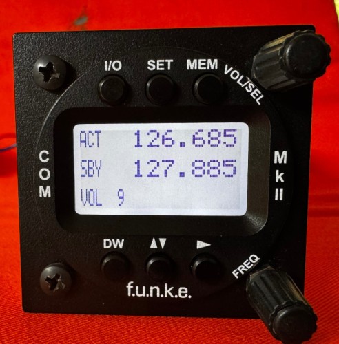 F.U.N.K.E ATR 833-II LCD